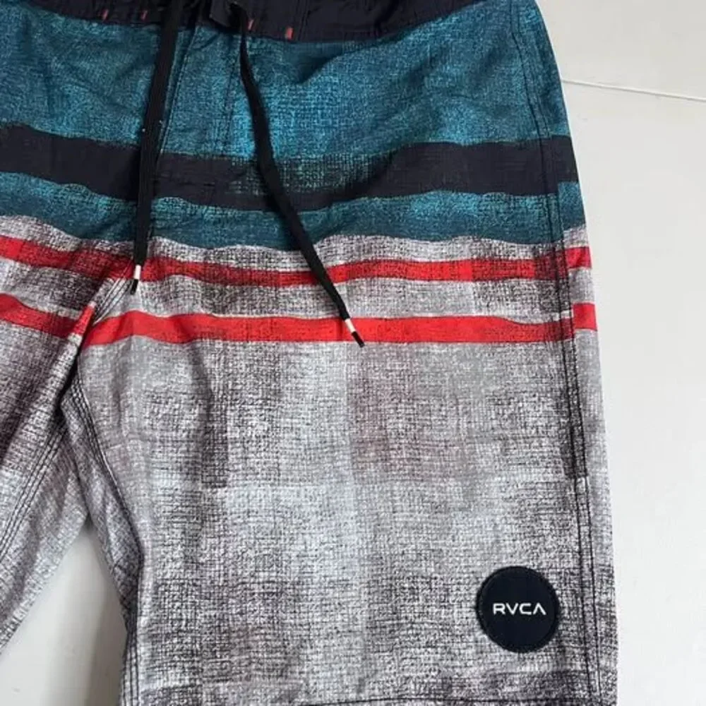 RVCA Board Shorts men’s 33